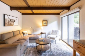 Prime Ski-in/Ski-out Condo at Edelweiss